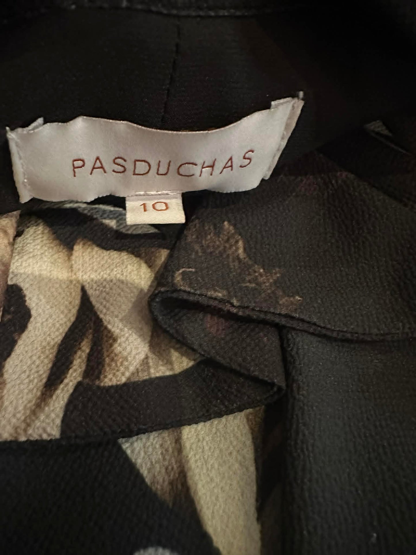 Pasduchas label showing brand and size 10