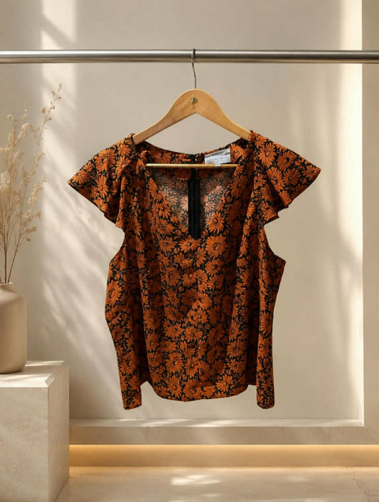 Veronika Maine Daisy Jacquard Flutter-Sleeve Top — Size 16