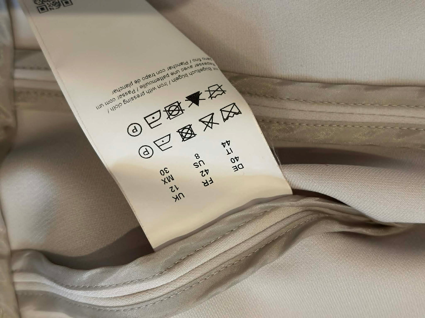 BOSS Hugo Boss garment label with style code CA23115